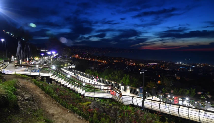 Boztepe Seyir Terası: Trabzon'un Muhteşem Manzarası