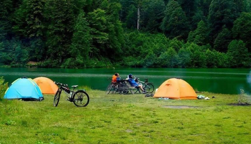 Trabzon'da Karavan ve Çadır Kampı: Doğayla İç İçe Bir Deneyim
